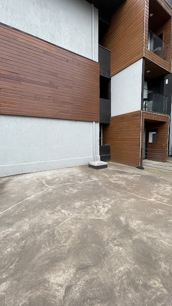 Apartamento 1 Dormitório com enorme terraço terraço em Canela/RS
