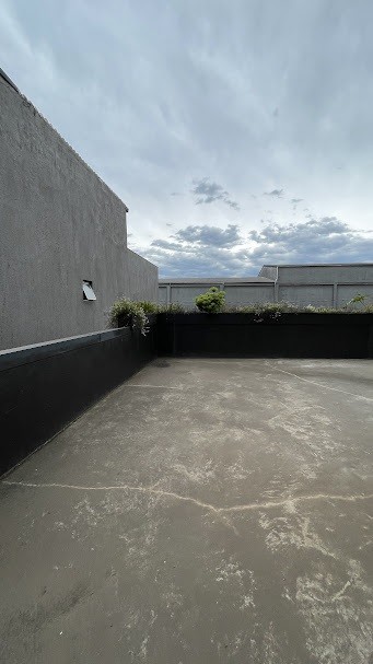 Apartamento 1 Dormitório com enorme terraço terraço em Canela/RS