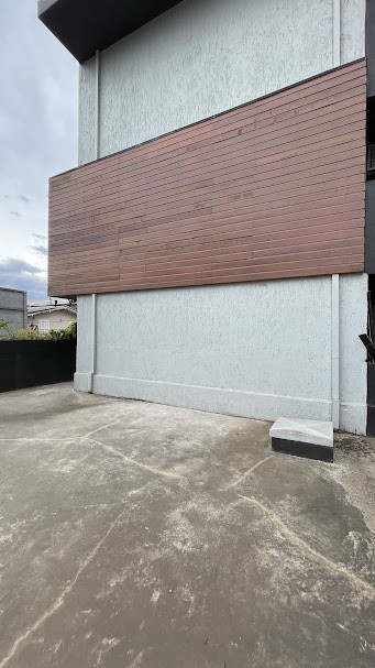 Apartamento 1 Dormitório com enorme terraço terraço em Canela/RS
