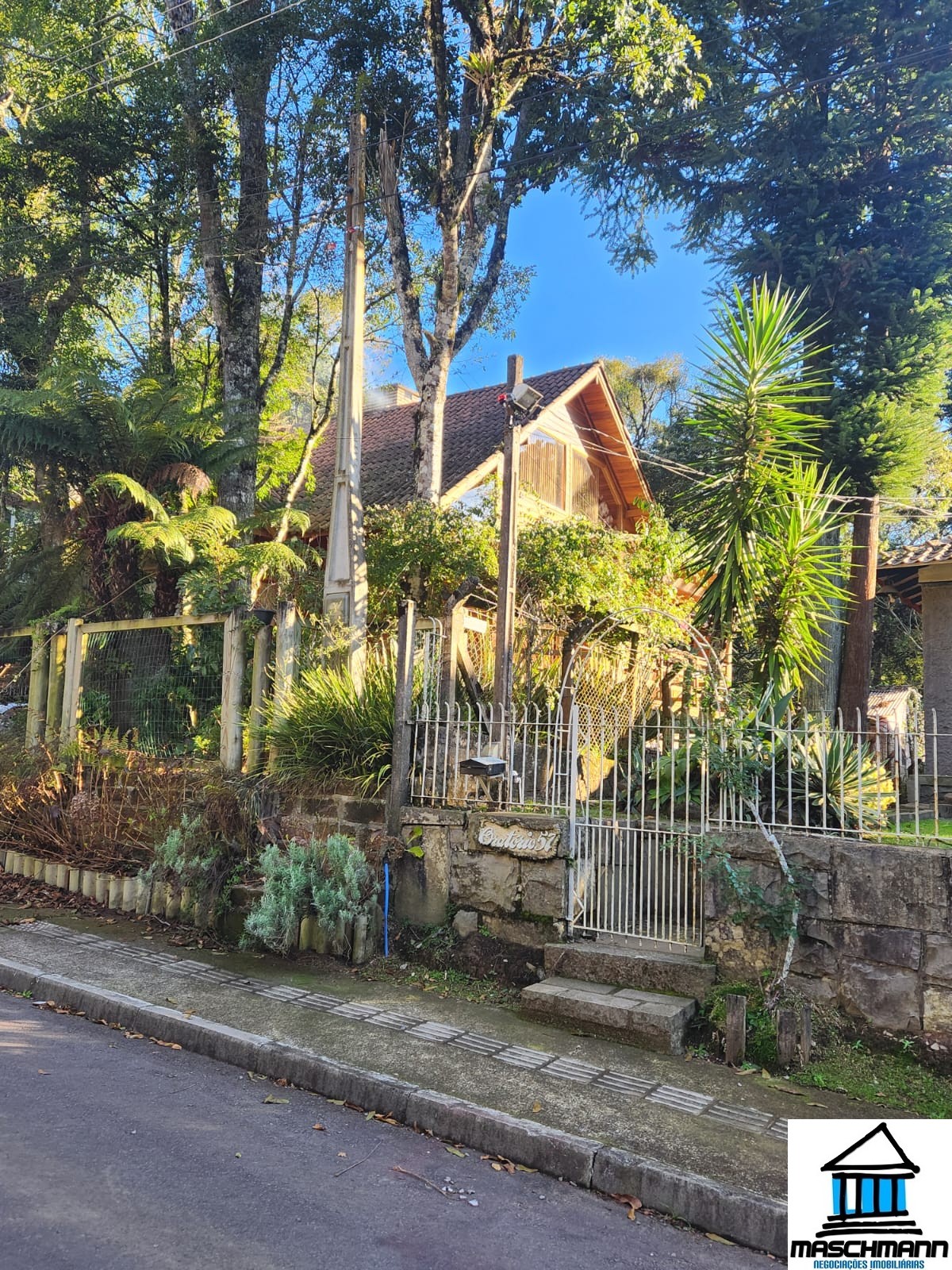 Casa 3 quartos para Venda no bairro Centro em Canela