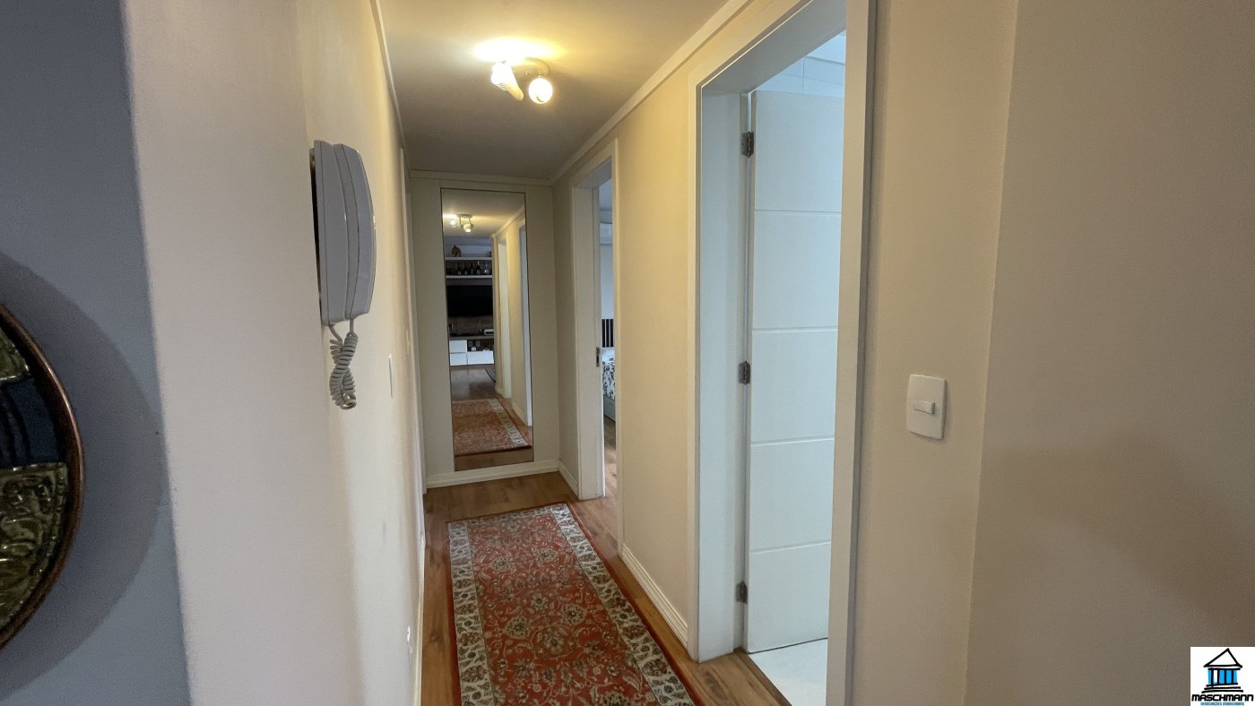 Apartamento Mobiliado no Plaza Catedral a apenas 40 Passos da Catedral de Pedra.