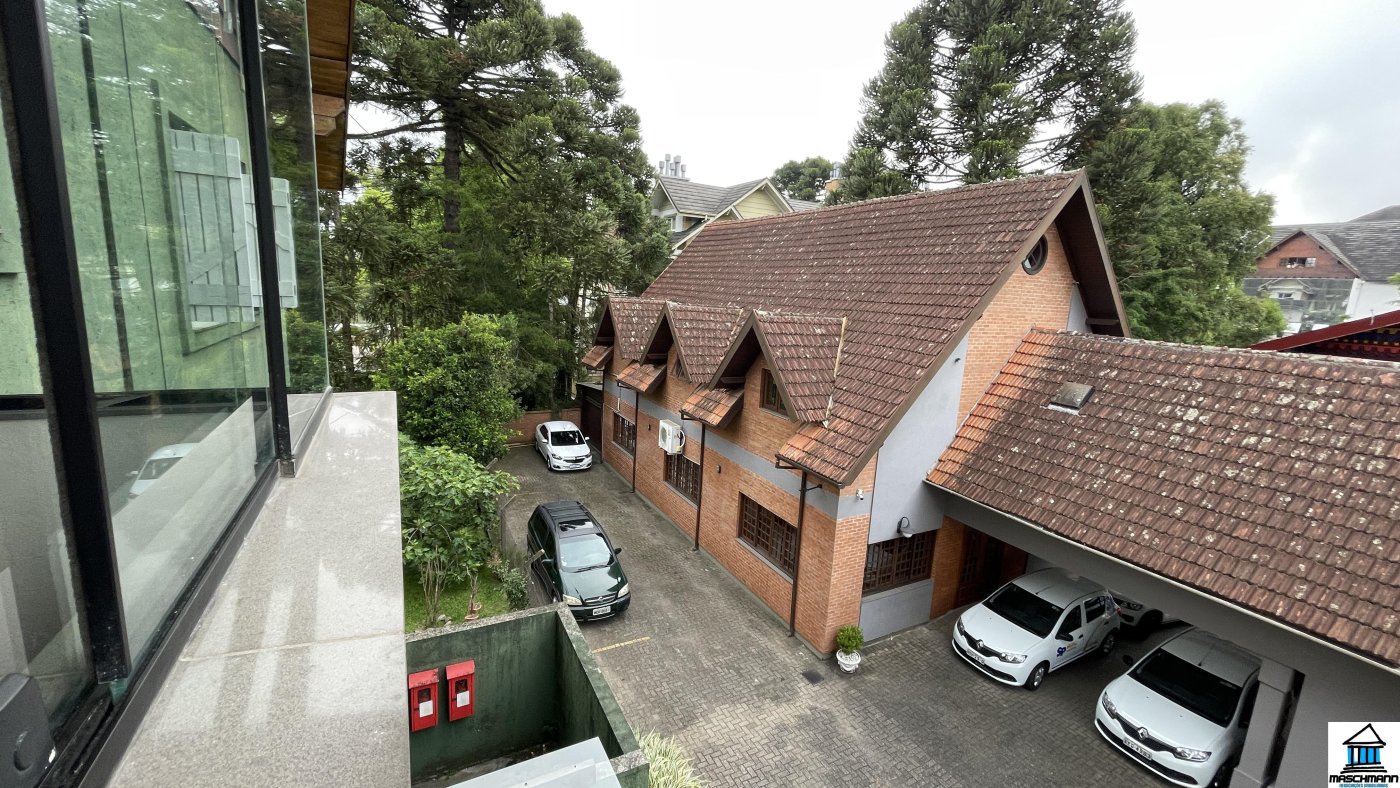 Apartamento Mobiliado no Plaza Catedral a apenas 40 Passos da Catedral de Pedra.