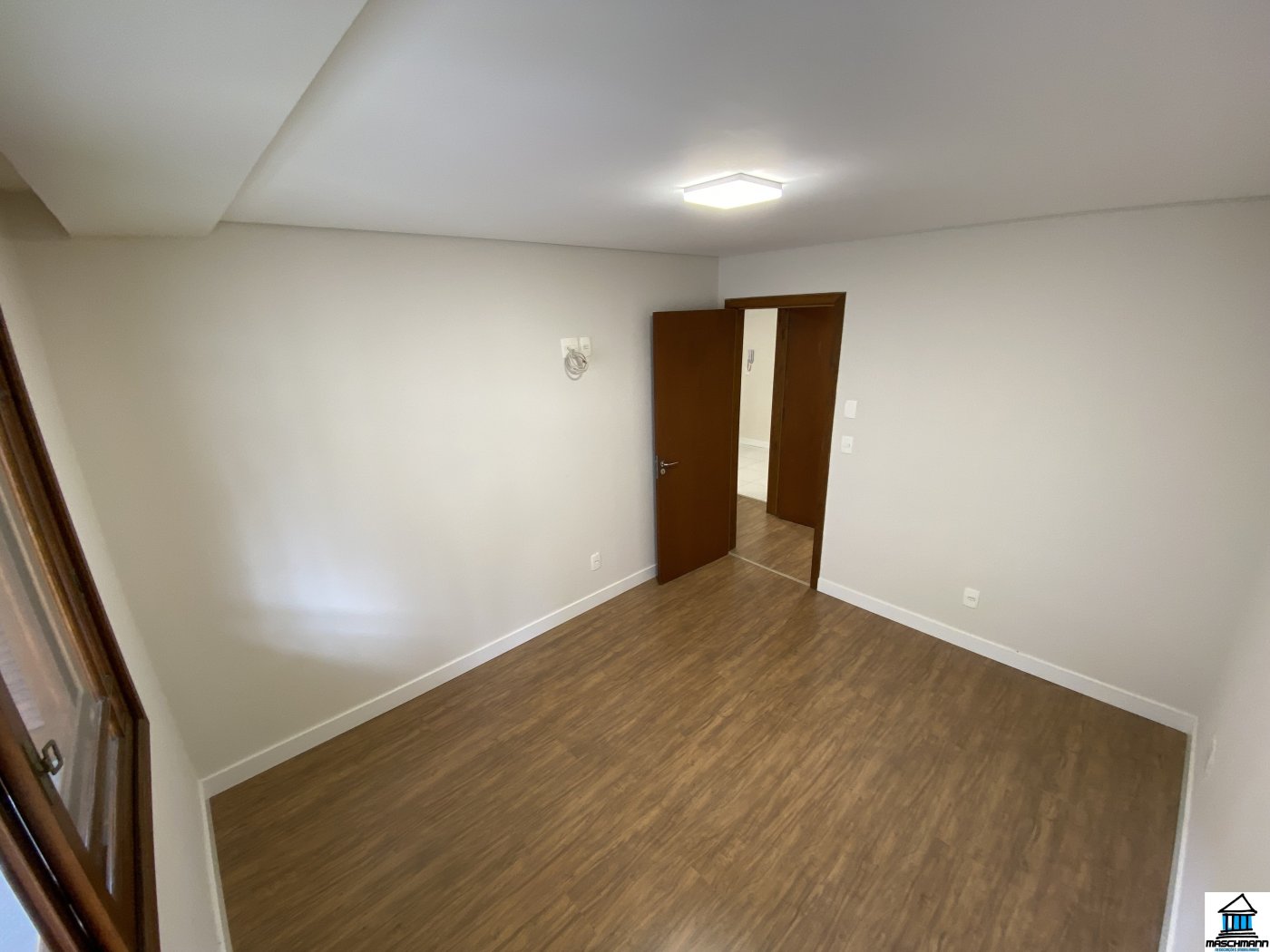 Apartamento no bairro Planalto por apenas R$ 489.000, em área nobre de Gramado.