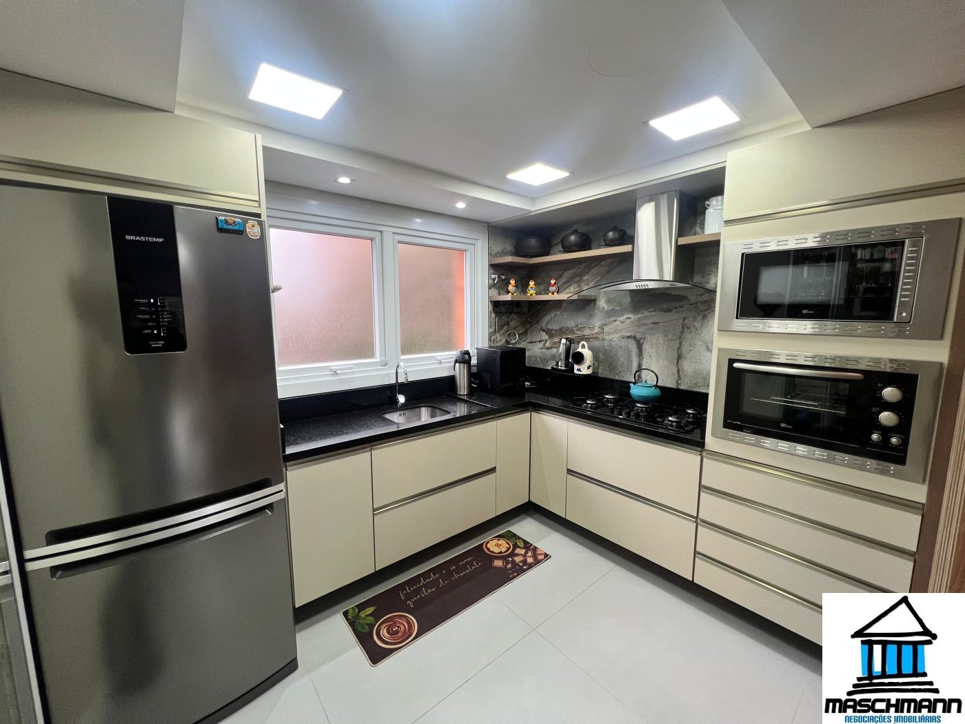 Casa 3 suítes mobiliada para Venda no melhor bairro da Cidade de Canela/RS