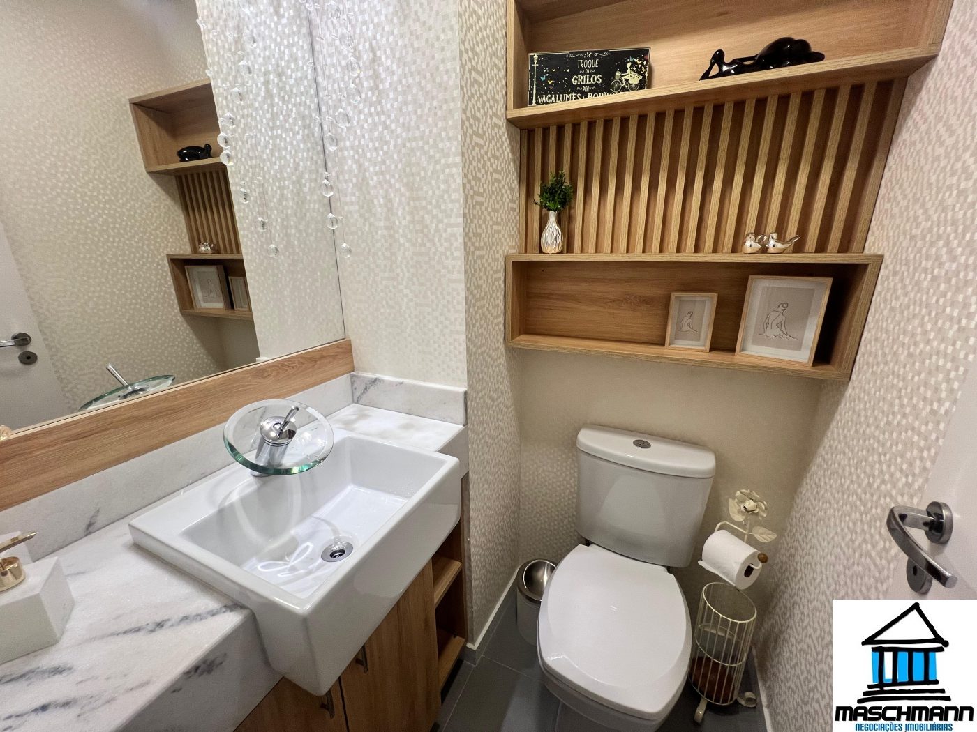 Casa 3 suítes mobiliada para Venda no melhor bairro da Cidade de Canela/RS