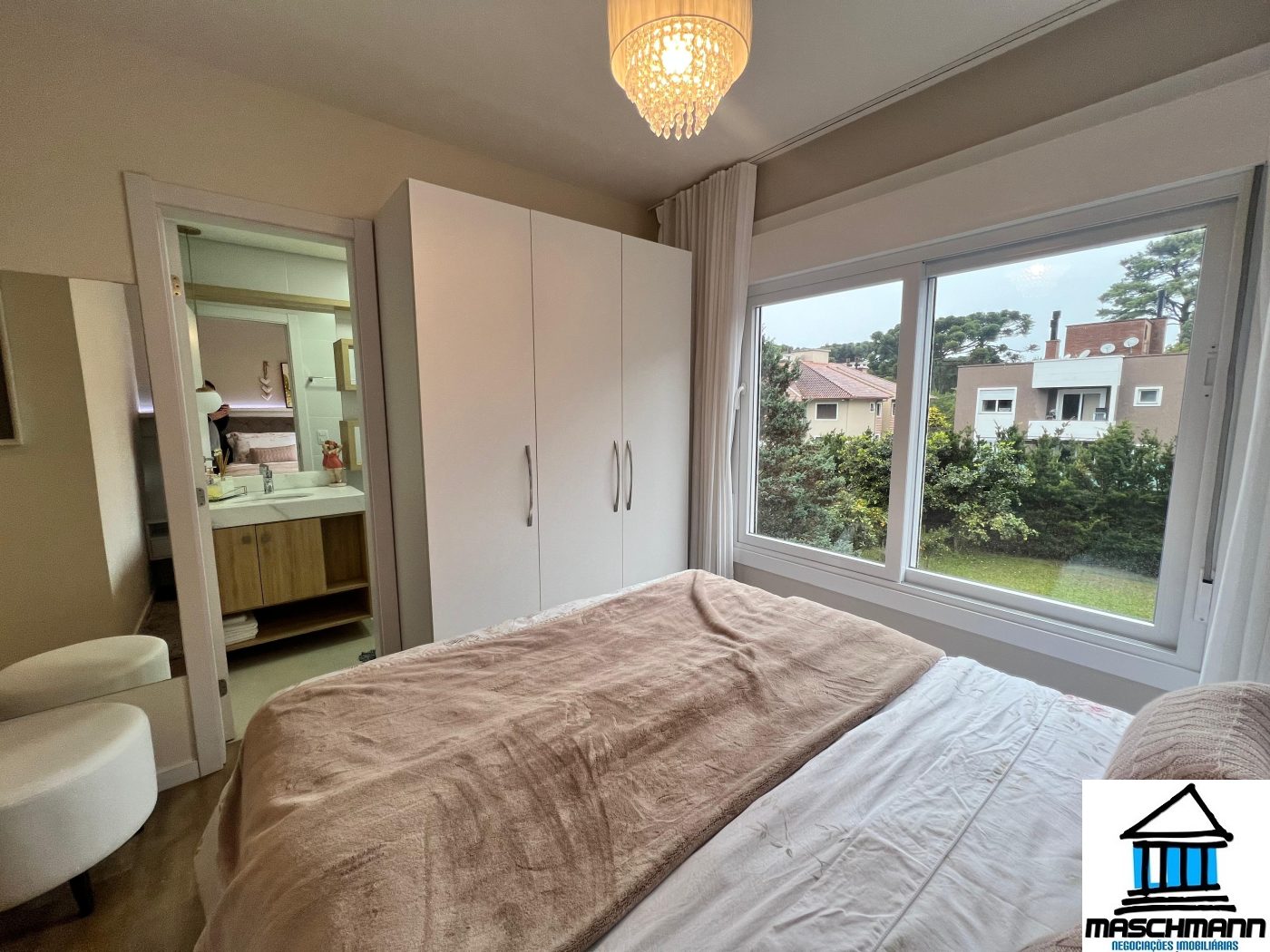 Casa 3 suítes mobiliada para Venda no melhor bairro da Cidade de Canela/RS