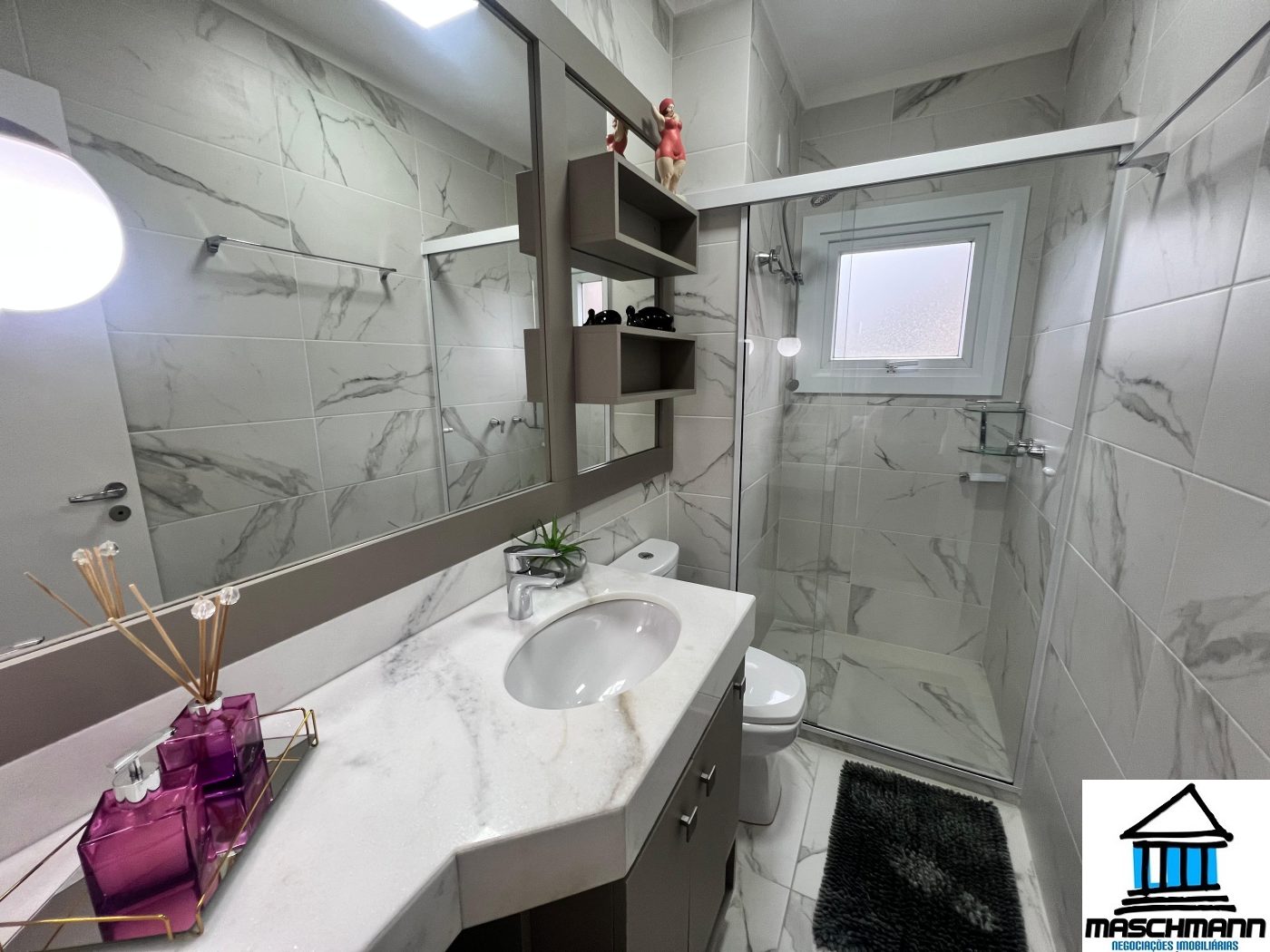 Casa 3 suítes mobiliada para Venda no melhor bairro da Cidade de Canela/RS