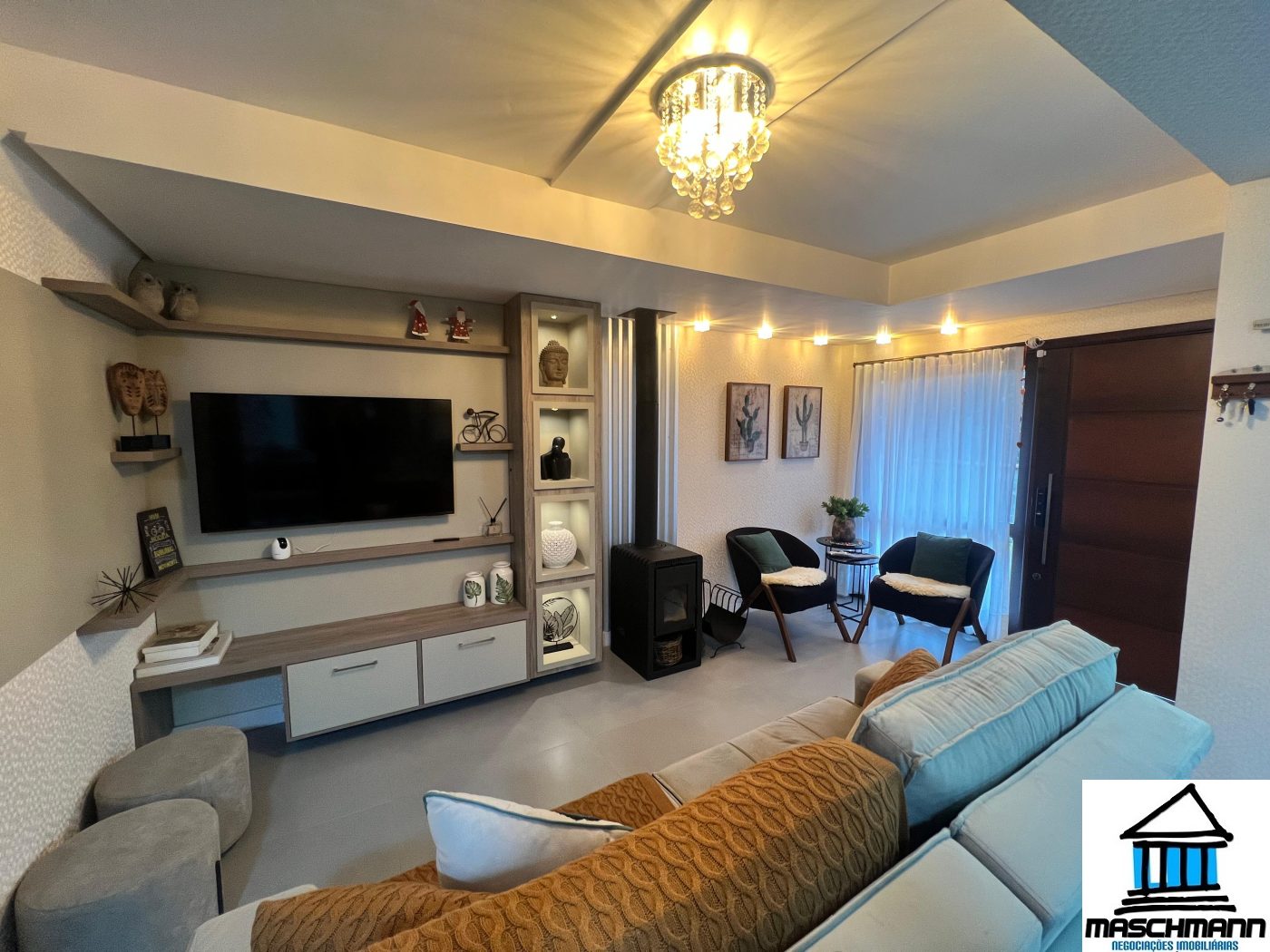 Casa 3 suítes mobiliada para Venda no melhor bairro da Cidade de Canela/RS