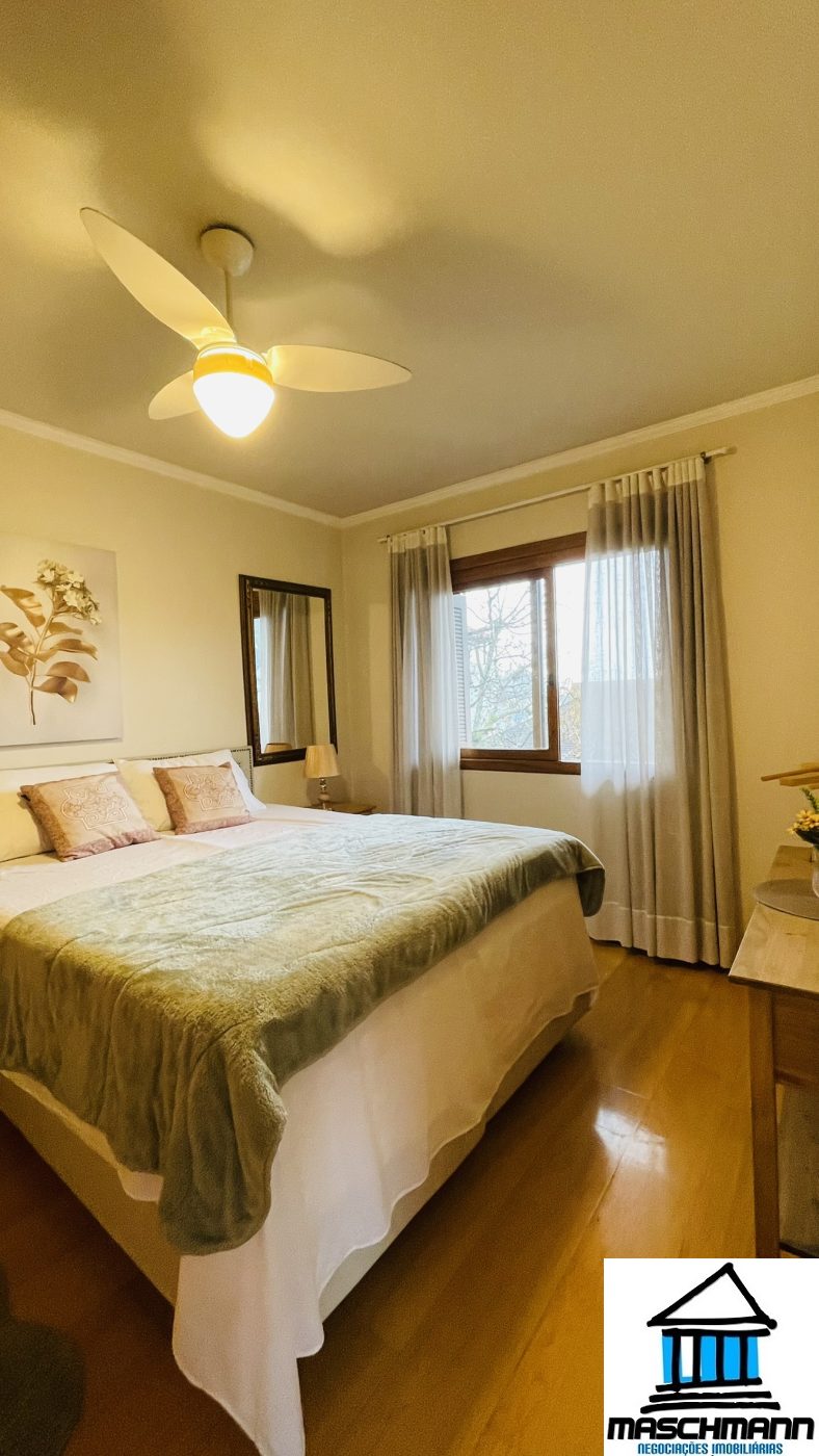 Apartamento mobiliado de 1 dormitórios, 1 vaga, no coração de Gramado