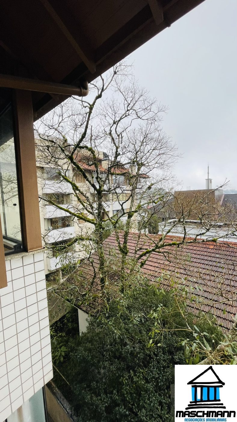 Apartamento mobiliado de 1 dormitórios, 1 vaga, no coração de Gramado