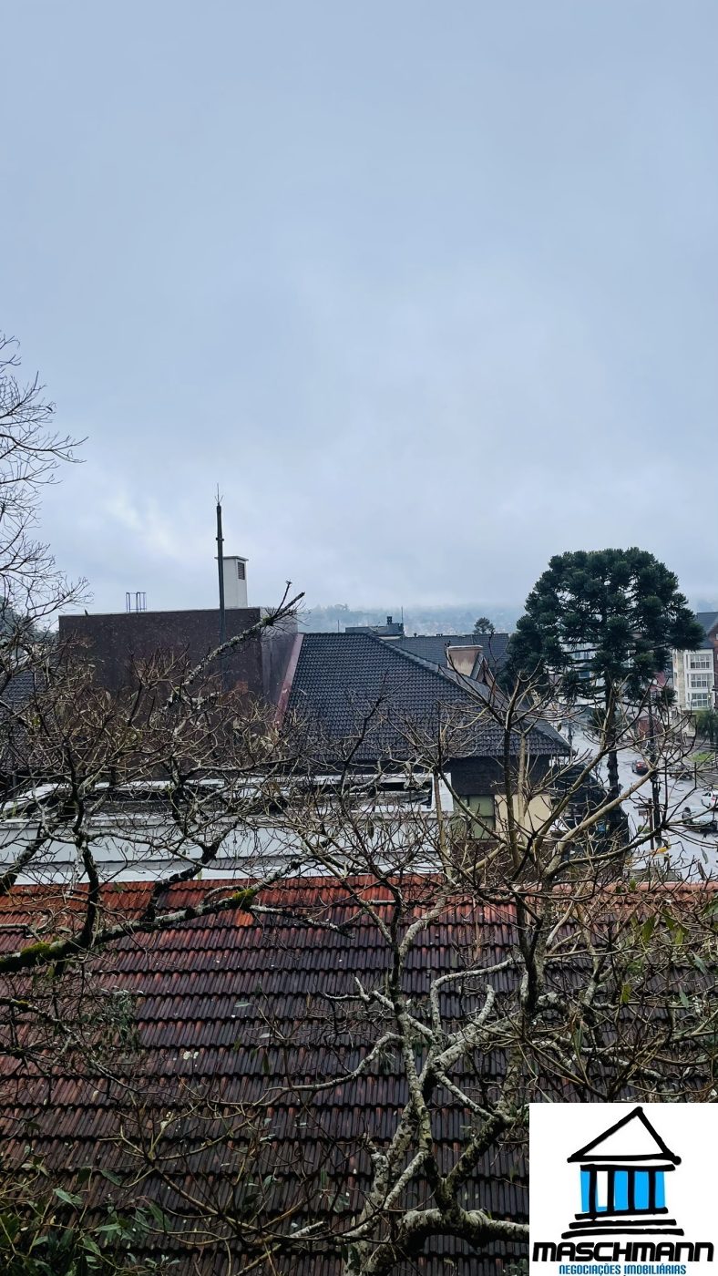 Apartamento mobiliado de 1 dormitórios, 1 vaga, no coração de Gramado