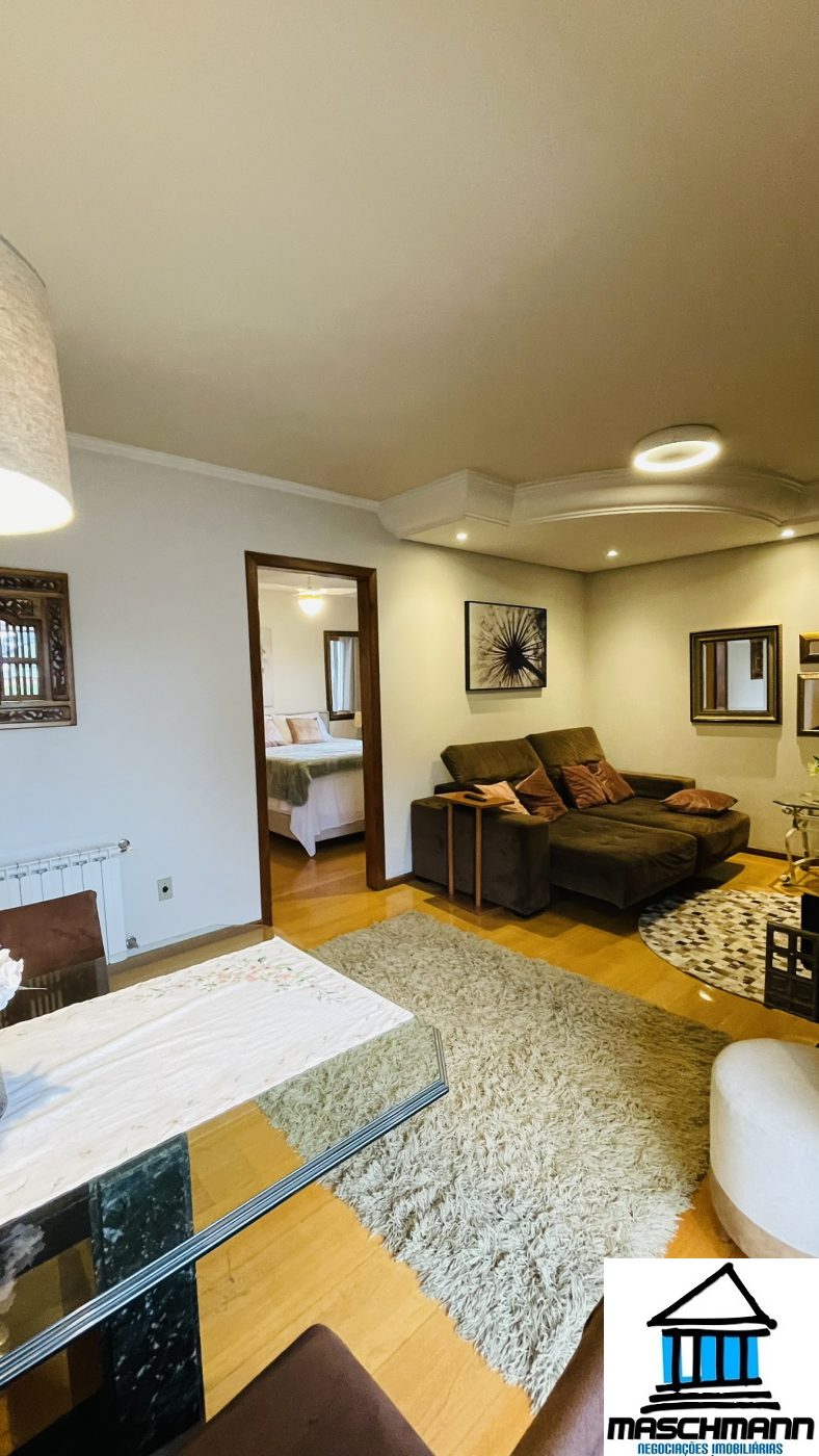 Apartamento mobiliado de 1 dormitórios, 1 vaga, no coração de Gramado