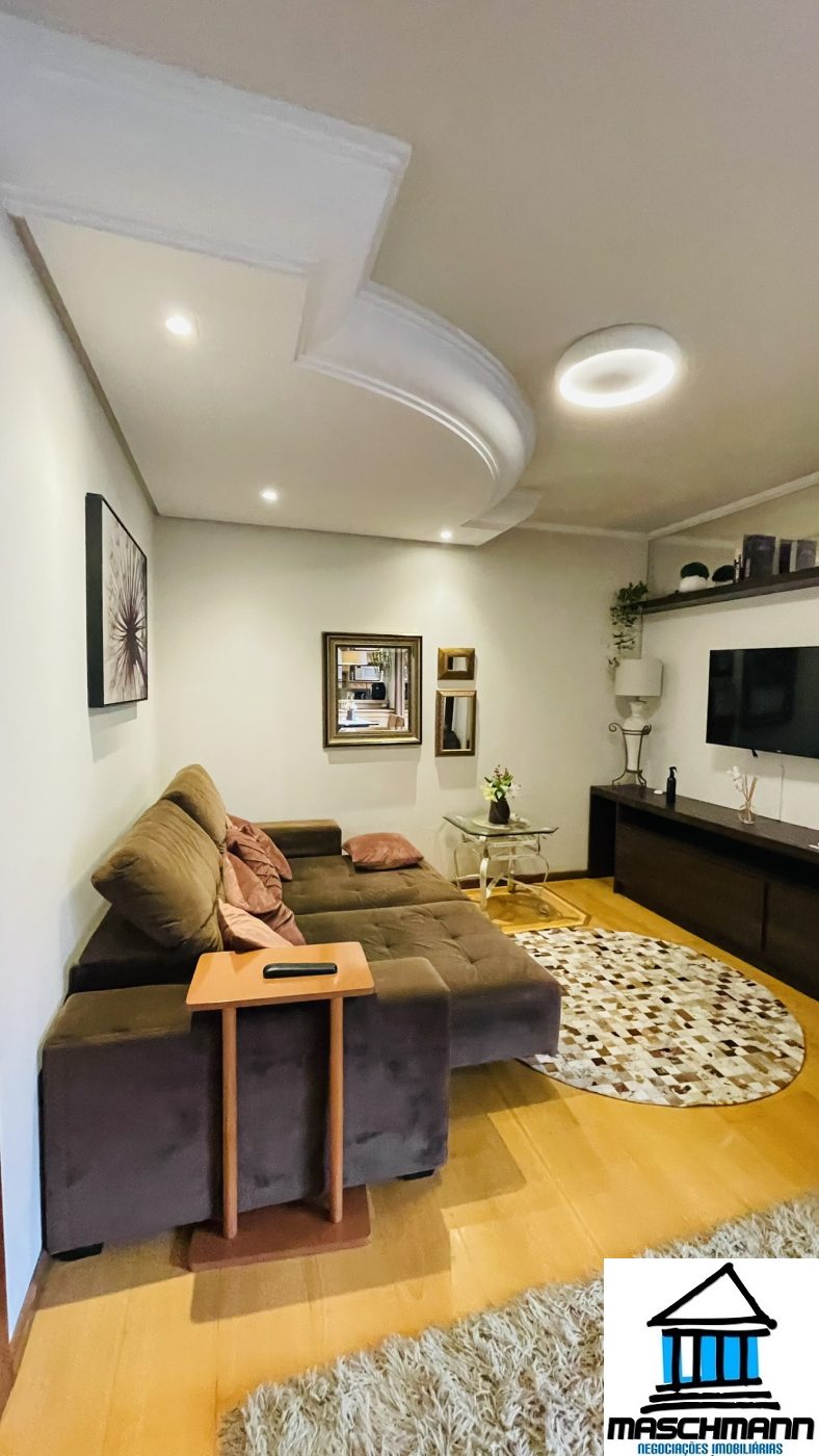 Apartamento mobiliado de 1 dormitórios, 1 vaga, no coração de Gramado