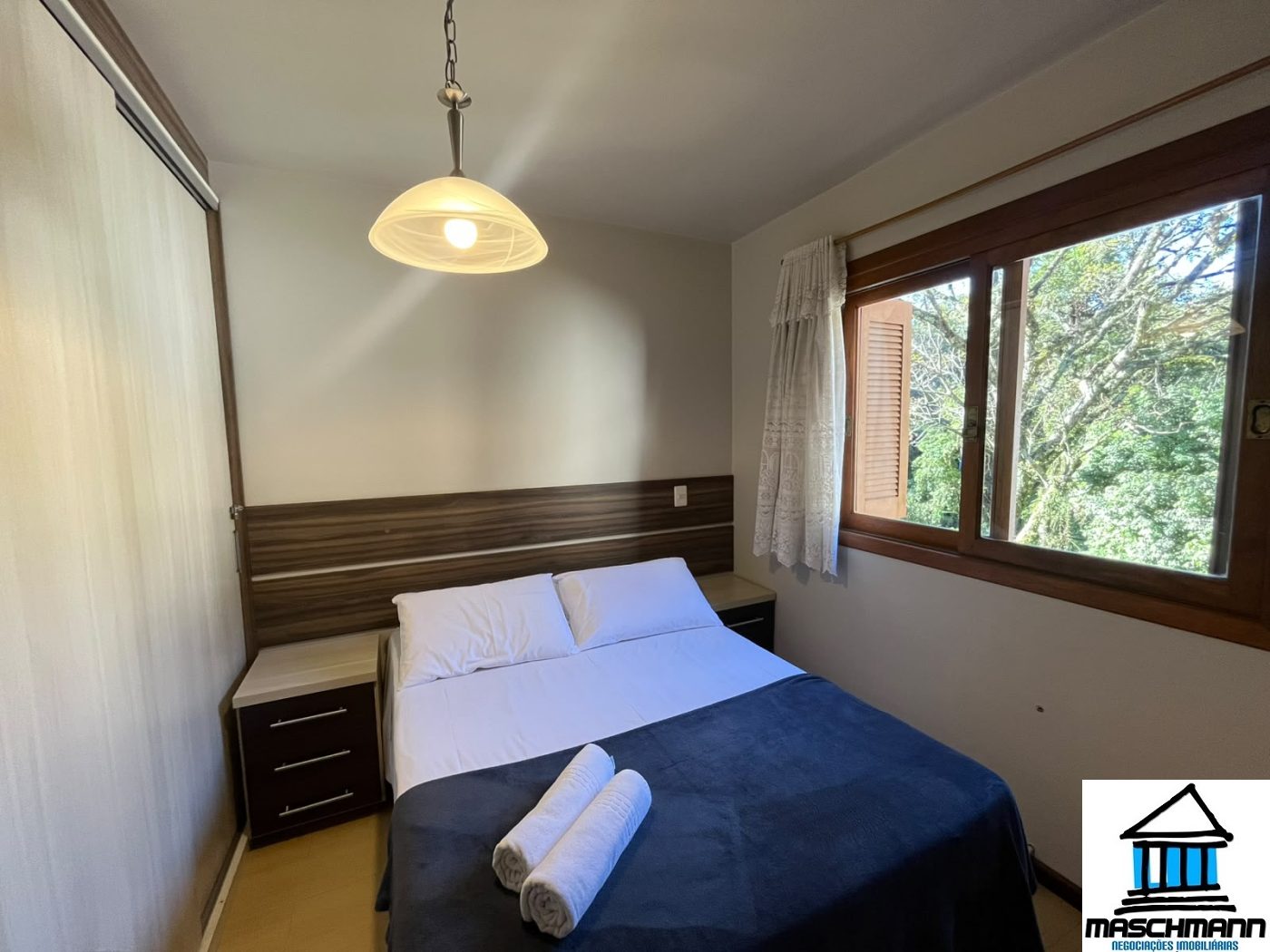 Apartamento para investir em Gramado: mobiliado, vaga coberta e retorno anual de R$ 71 mil