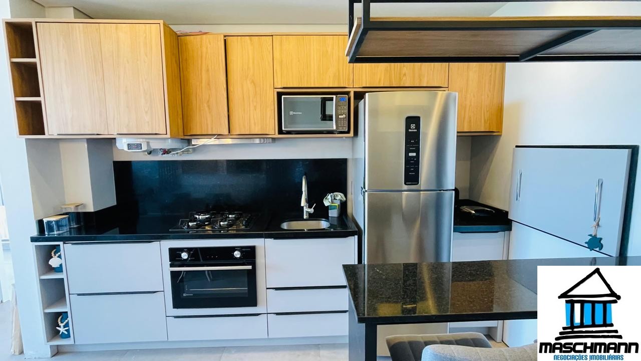 Apartamento de 2 dormitorios com suíte finamente mobiliado em Xangri-lá, RS