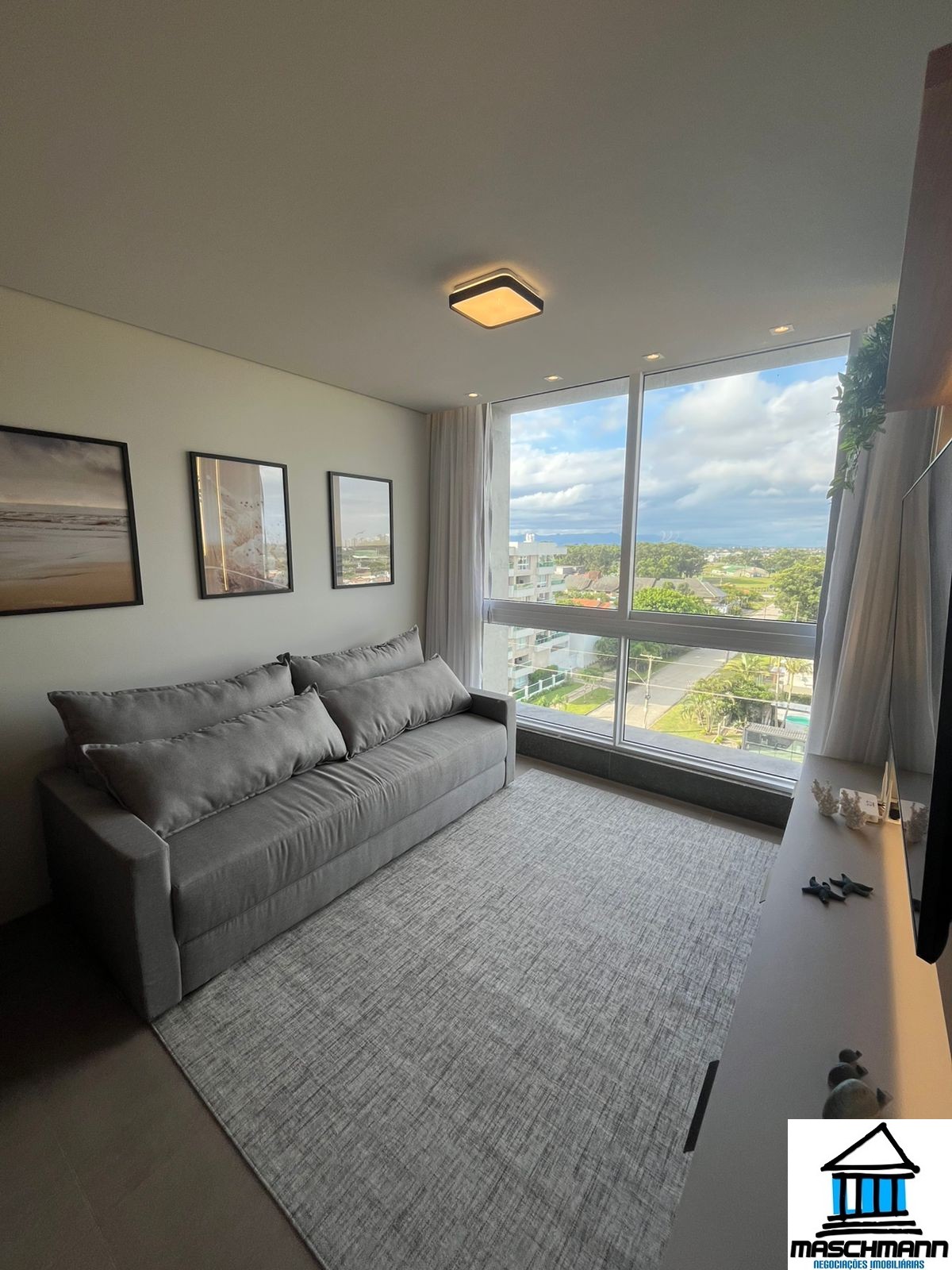 Apartamento de 2 dormitorios com suíte finamente mobiliado em Xangri-lá, RS