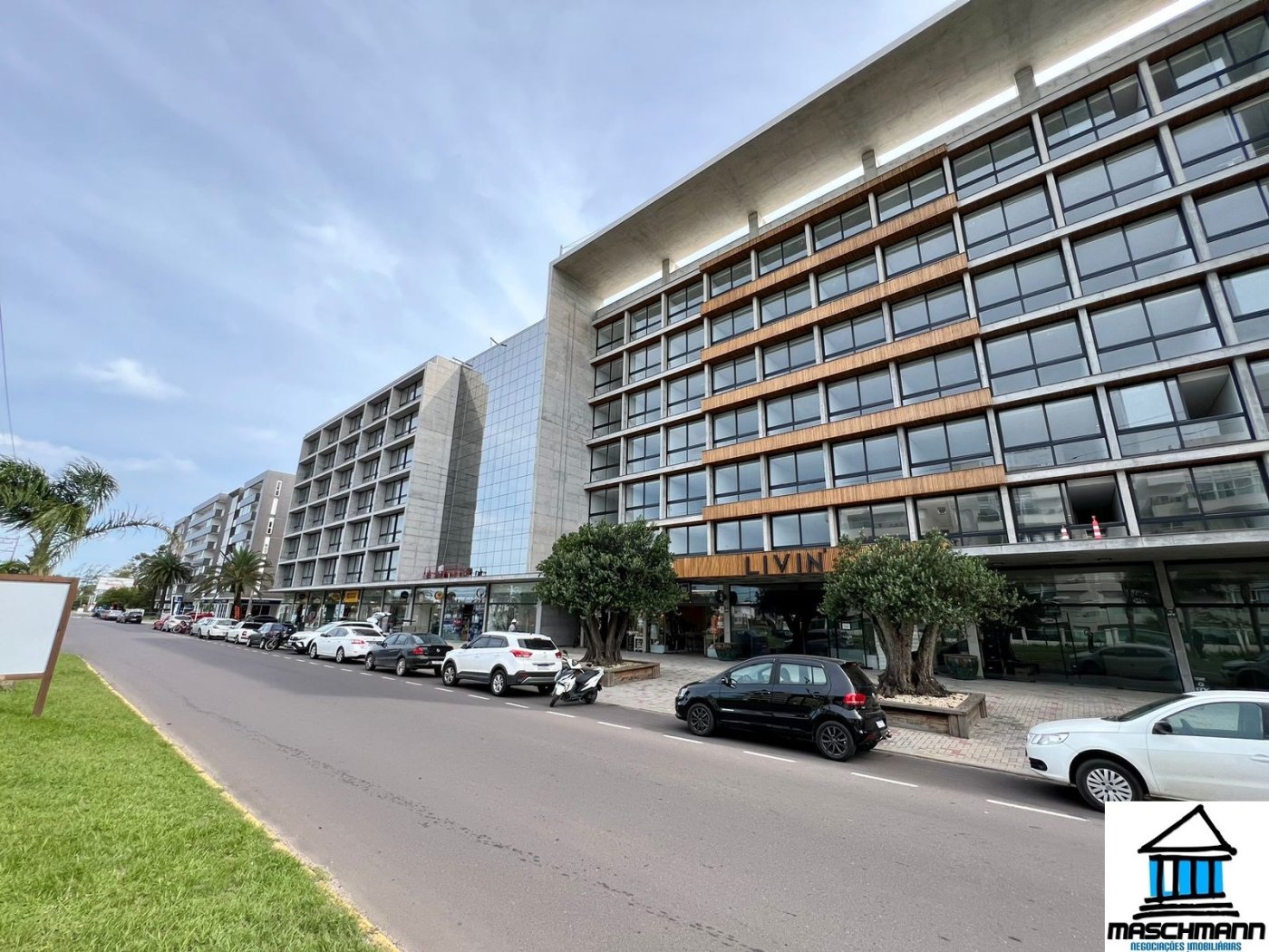 Apartamento de 2 dormitorios com suíte finamente mobiliado em Xangri-lá, RS