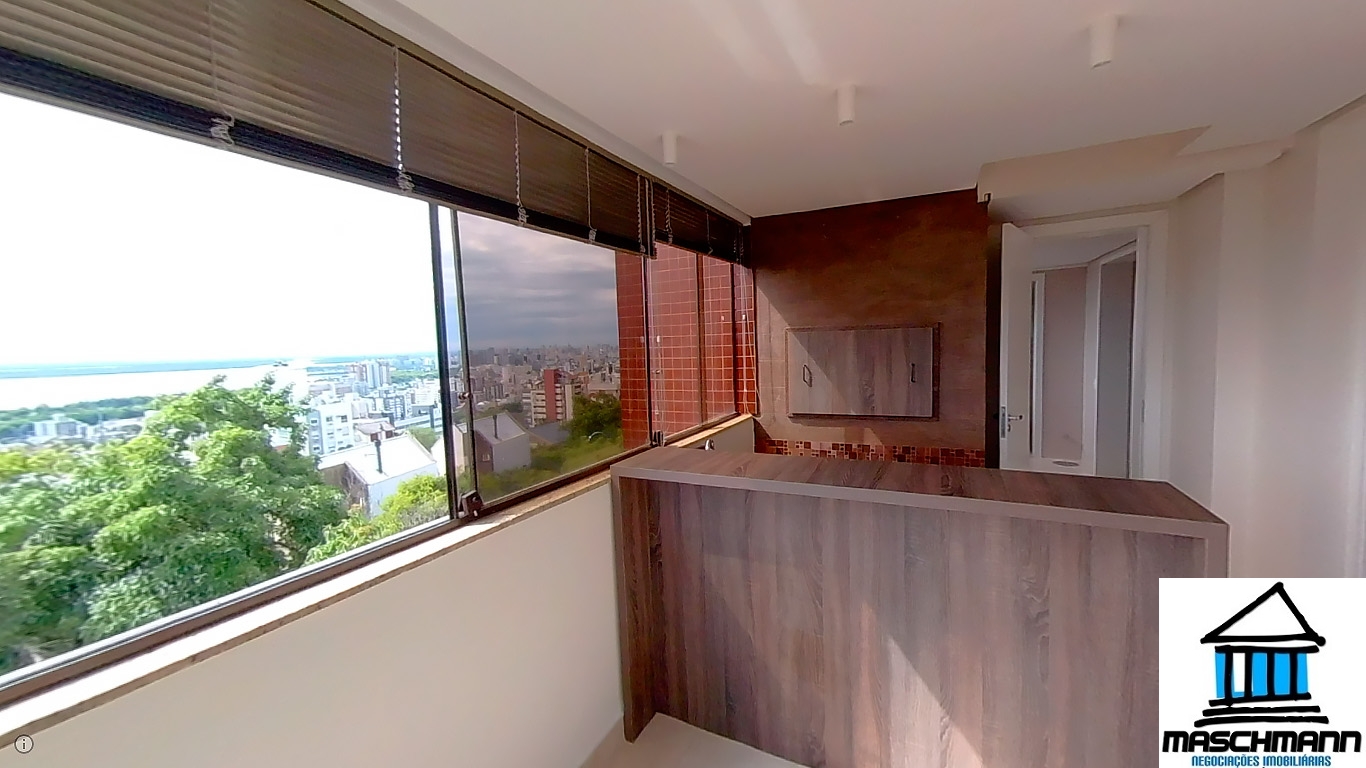 Amplo apartamento de 3 dormitórios no Bairro Menino Deus com vista para o guaíba