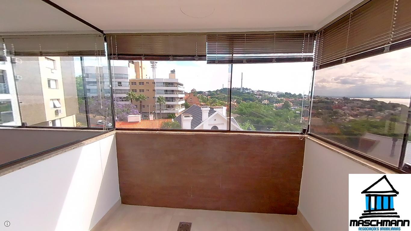 Amplo apartamento de 3 dormitórios no Bairro Menino Deus com vista para o guaíba