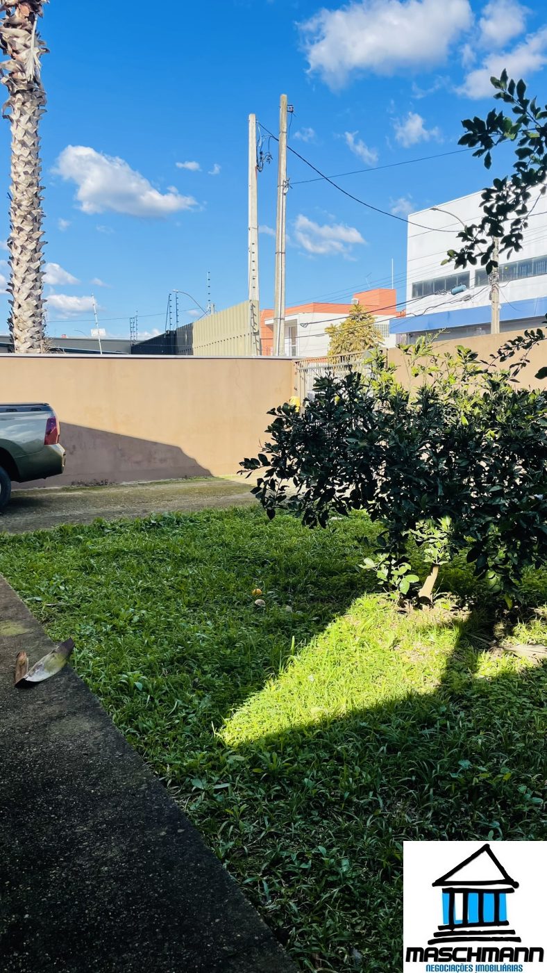 Casa com 2 quartos semi mobiliadoa para locação em Esteio.
