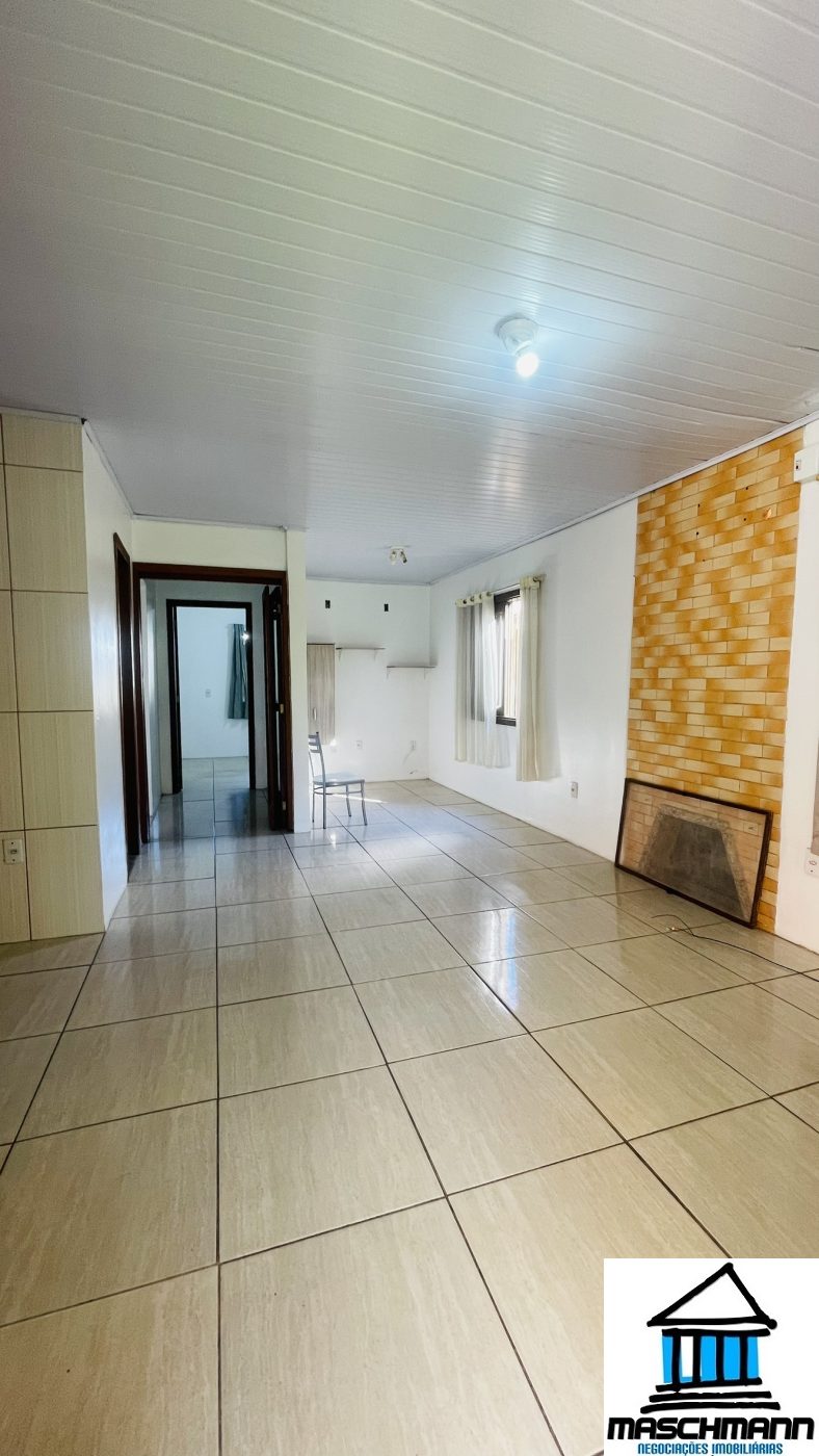 Casa com 2 quartos semi mobiliadoa para locação em Esteio.