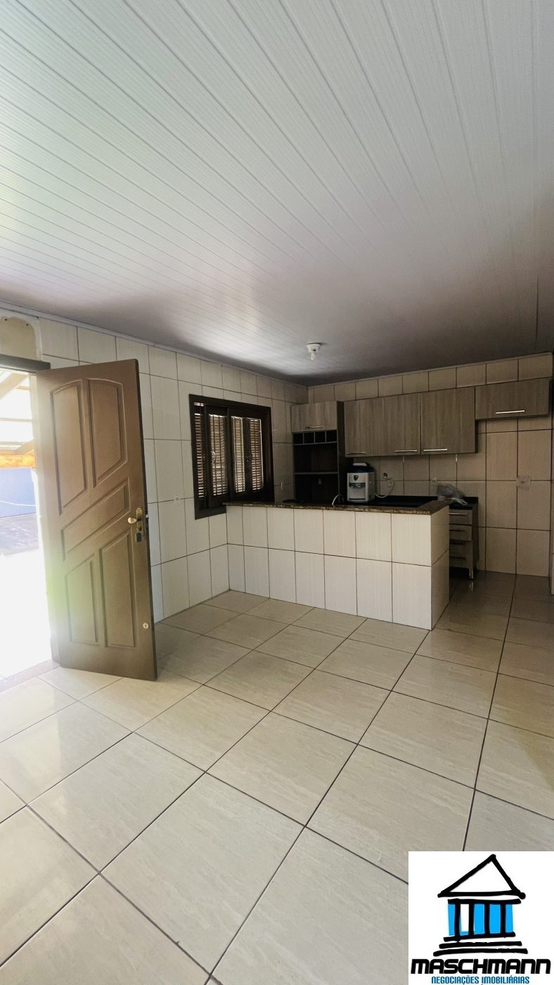 Casa com 2 quartos semi mobiliadoa para locação em Esteio.