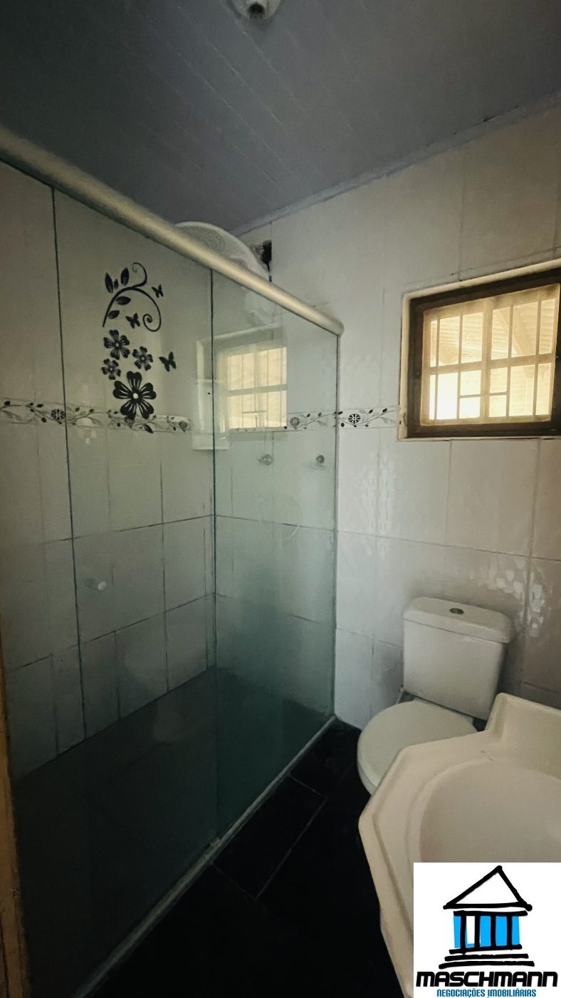 Casa com 2 quartos semi mobiliadoa para locação em Esteio.