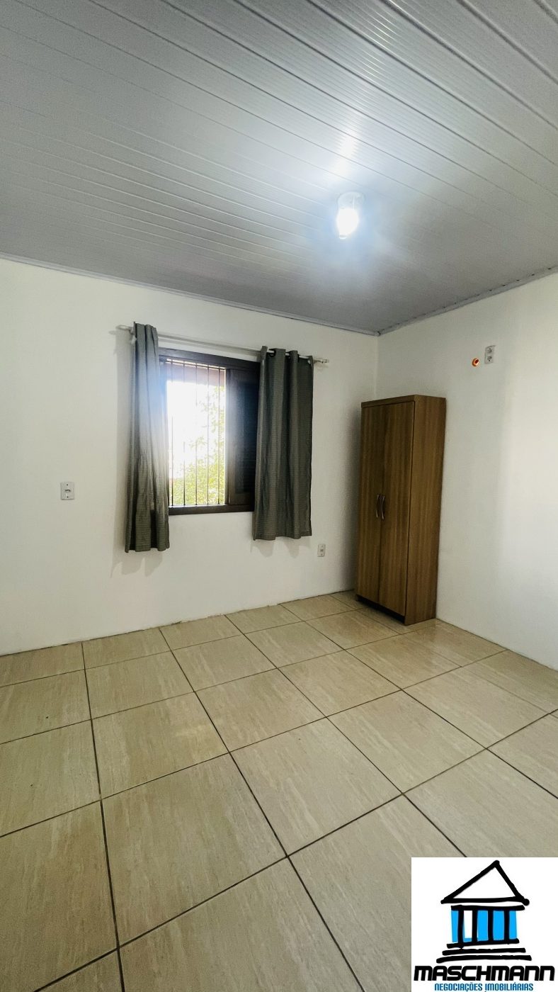 Casa com 2 quartos semi mobiliadoa para locação em Esteio.