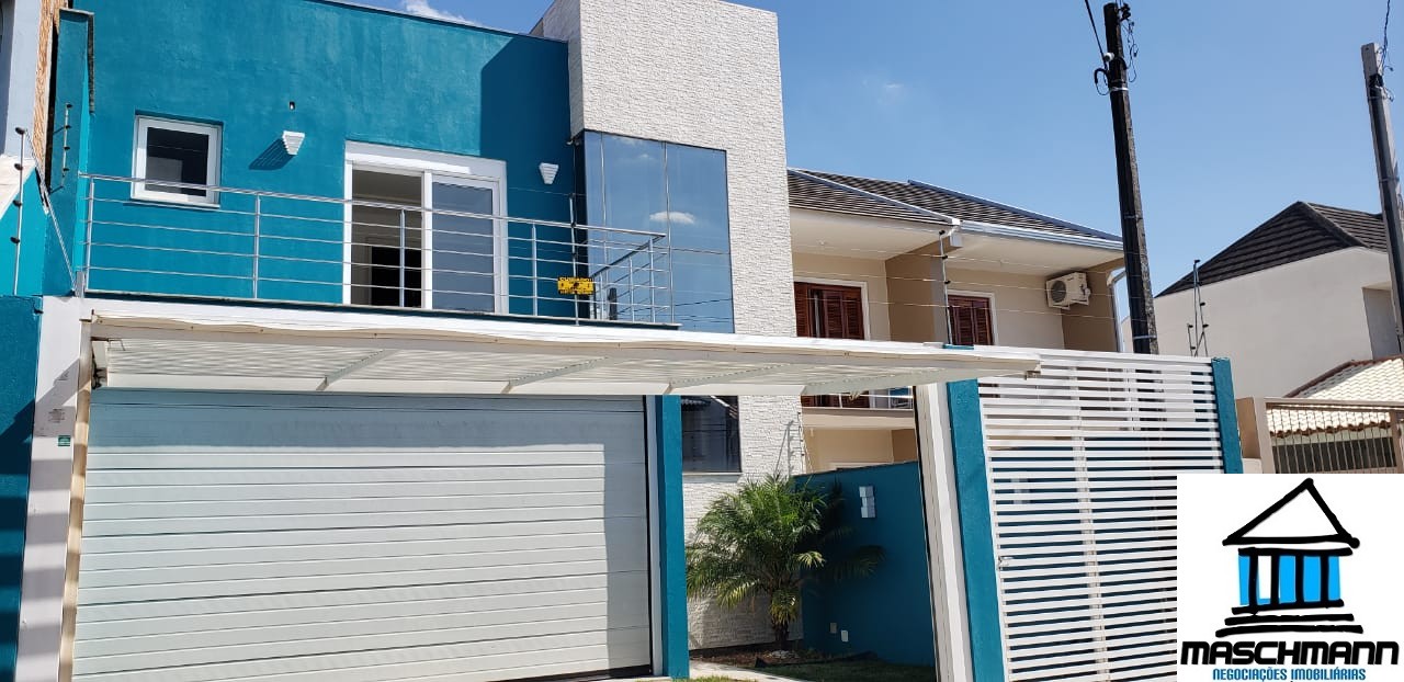 Sobradao mobiliado de 3 dormitórios com suíte em excelente localização de Canoas