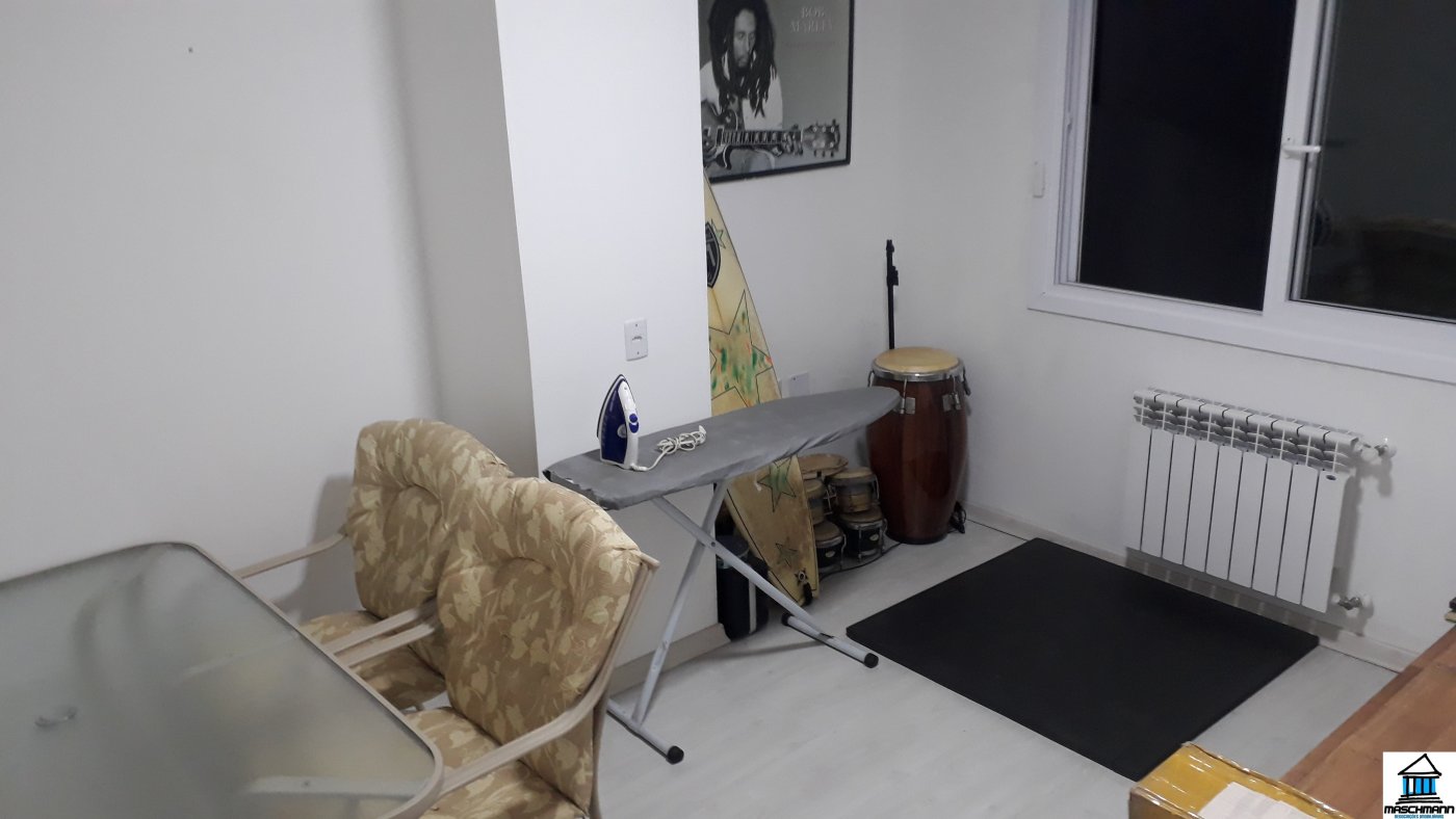 Sobradao mobiliado de 3 dormitórios com suíte em excelente localização de Canoas
