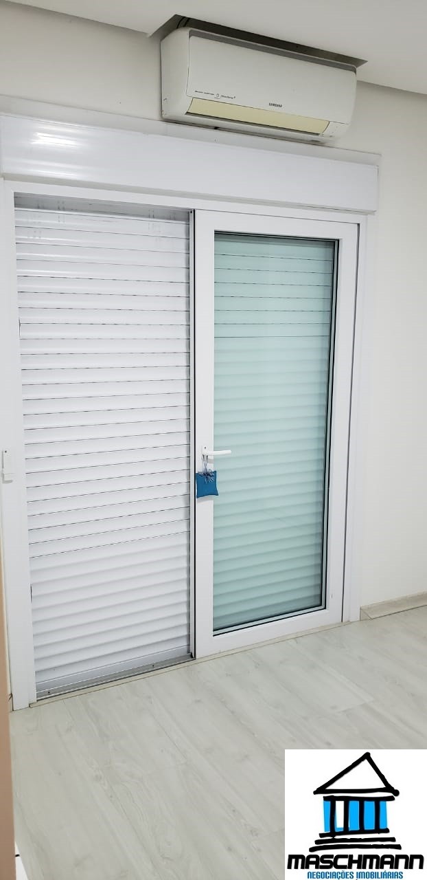 Sobradao mobiliado de 3 dormitórios com suíte em excelente localização de Canoas