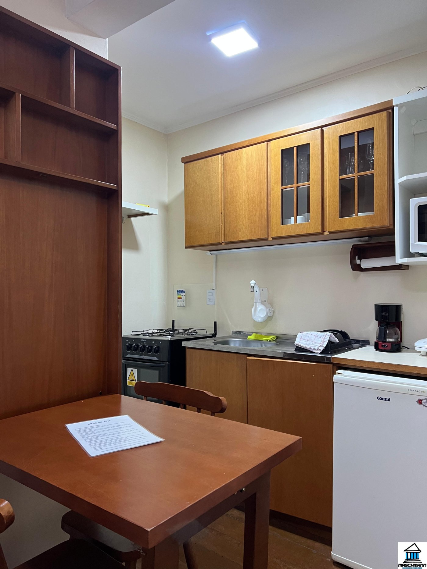 Apartamento Mobiliado com Lareira e Vista para a Catedral de Pedra no Centro de Canela 